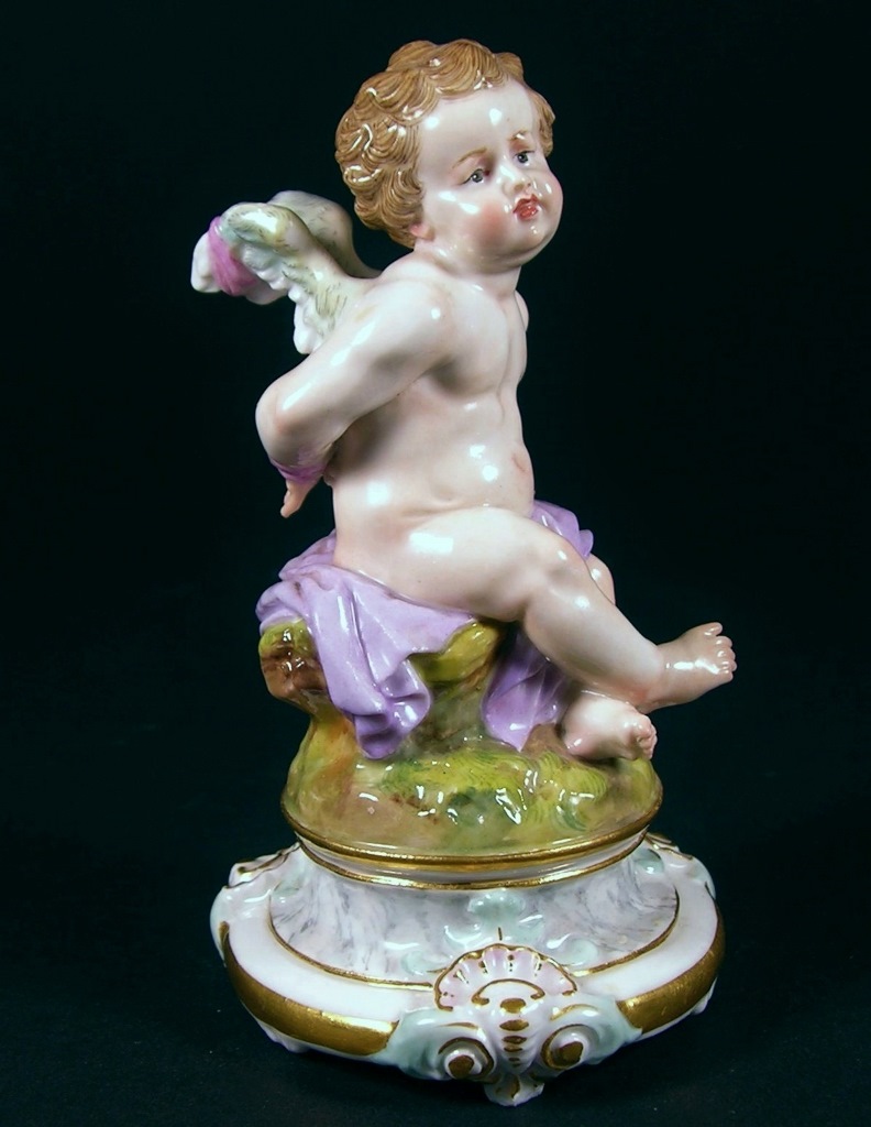 Meissen Model: M 104