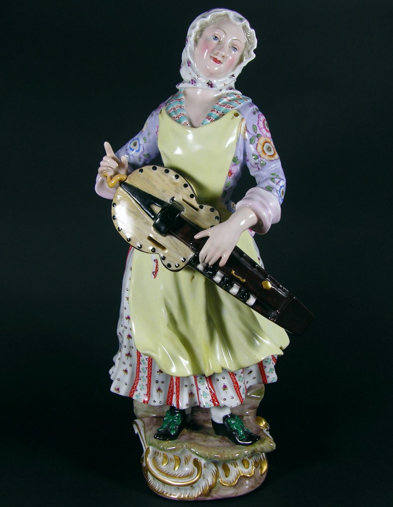 Meissen Model: 1352